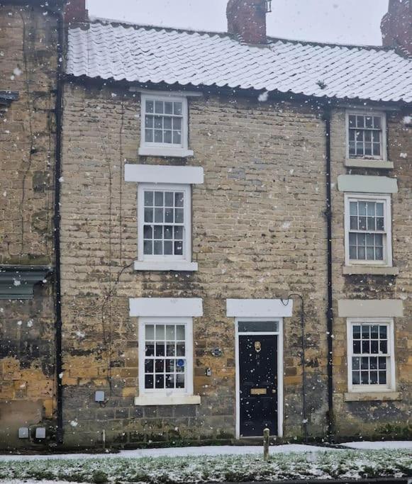 Black Cat Cottage - Central Pickering Grade 2 Listed Cottage Dış mekan fotoğraf